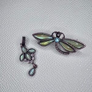 1928 Jewelry vintage Green and Blue Dragonfly Brooch and Pendant Set